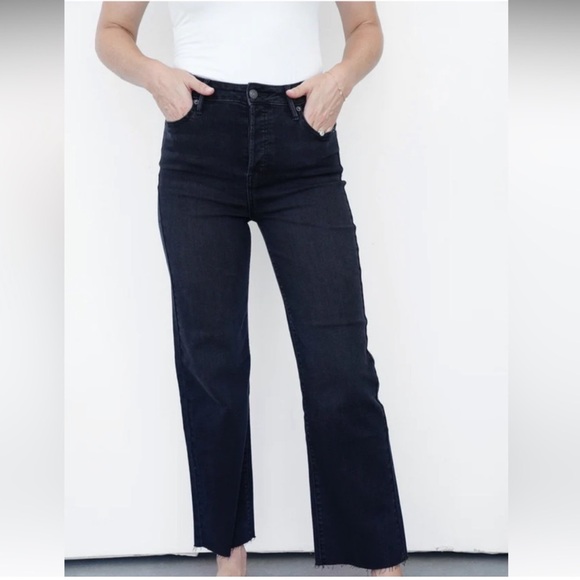 Carly Jean Los Angeles Denim - Carly Jean Los Angeles Laurel Wide Leg Jeans